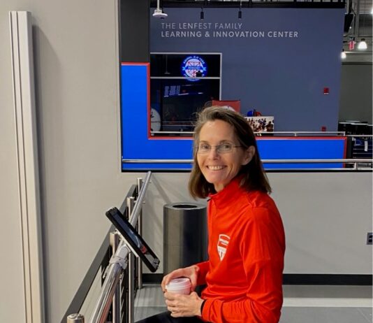 Officiating with Confidence: A Guide for Women in Squash